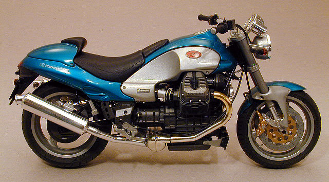 Tamiya Moto Guzzi V10 Centauro